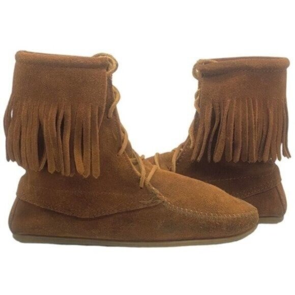 Minnetonka Brown Suede Fringe Lace Up Ankle Bootie Size 6 - Picture 4 of 9